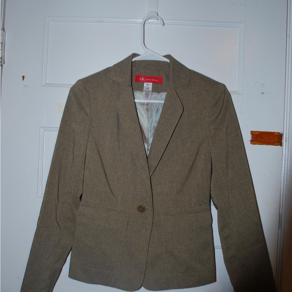 Anne Klein Tan Blazer Professional Tailored Design